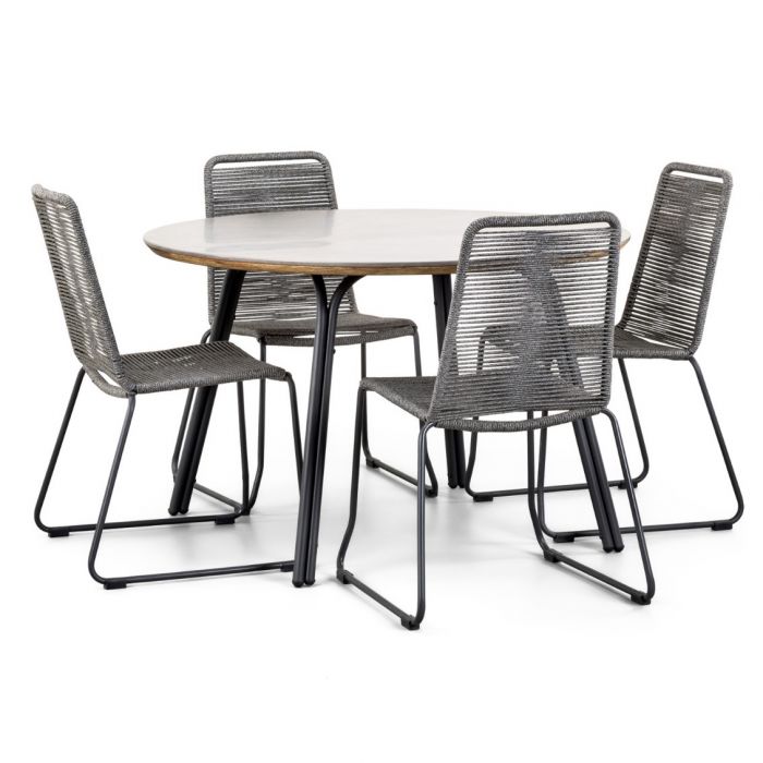 Simi & Elos - Fyra stolar och rundt matbord